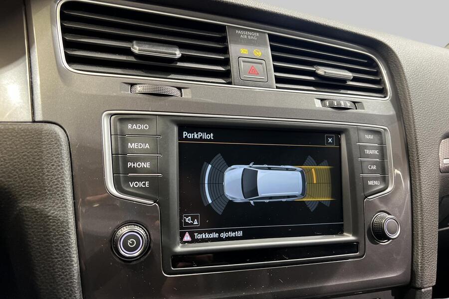 Volkswagen Golf vaihtoauto