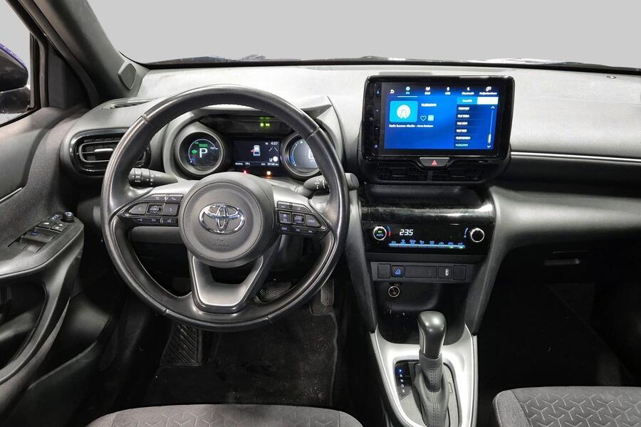 Toyota Yaris Cross vaihtoauto