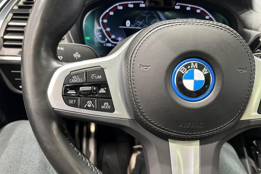BMW iX3 vaihtoauto
