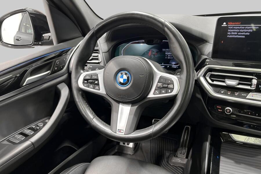 BMW iX3 vaihtoauto