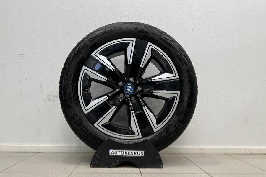 BMW iX3 vaihtoauto