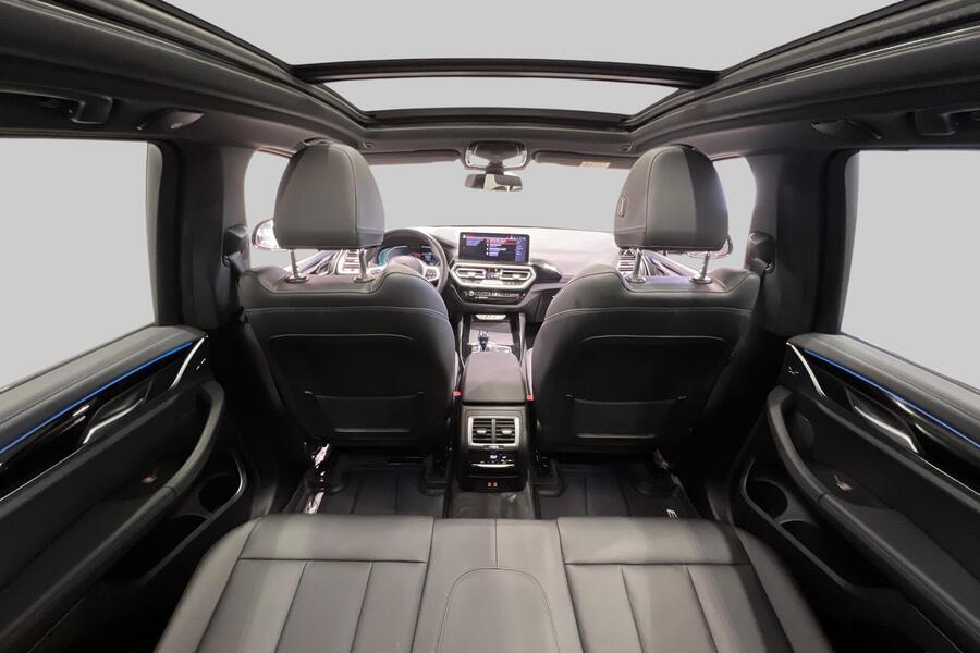 BMW iX3 vaihtoauto