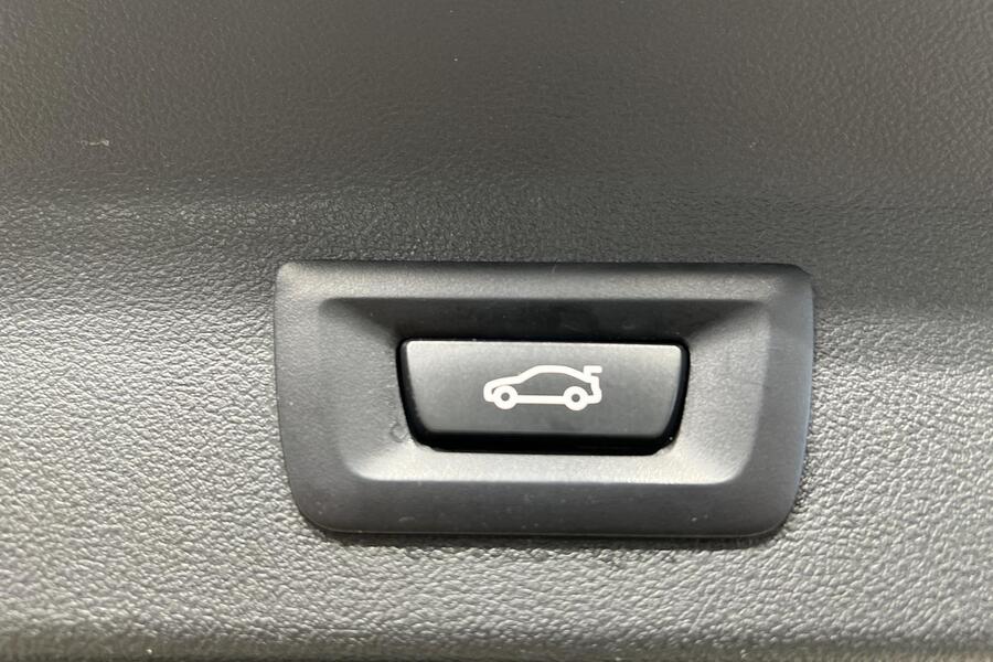BMW iX3 vaihtoauto