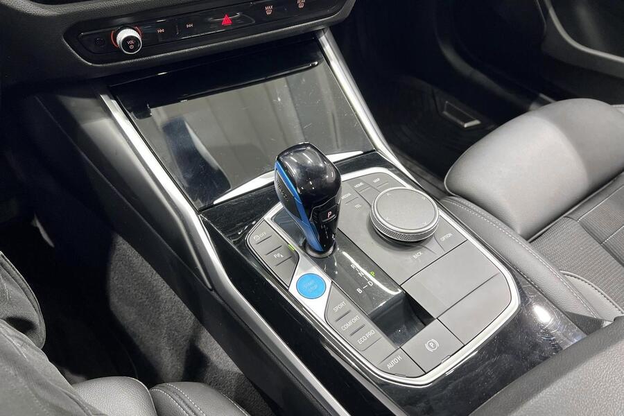 BMW i4 vaihtoauto