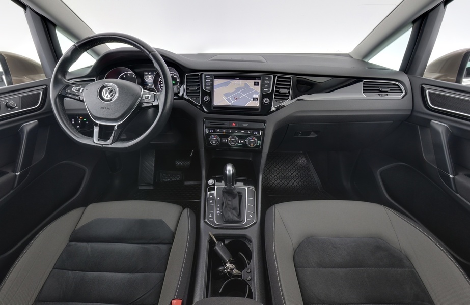 Volkswagen Golf Sportsvan vaihtoauto