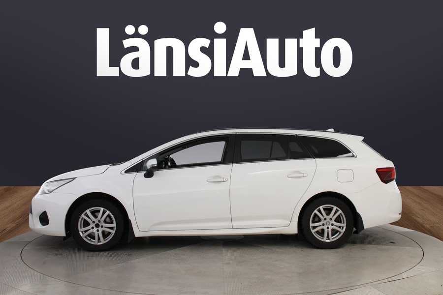 Toyota Avensis vaihtoauto