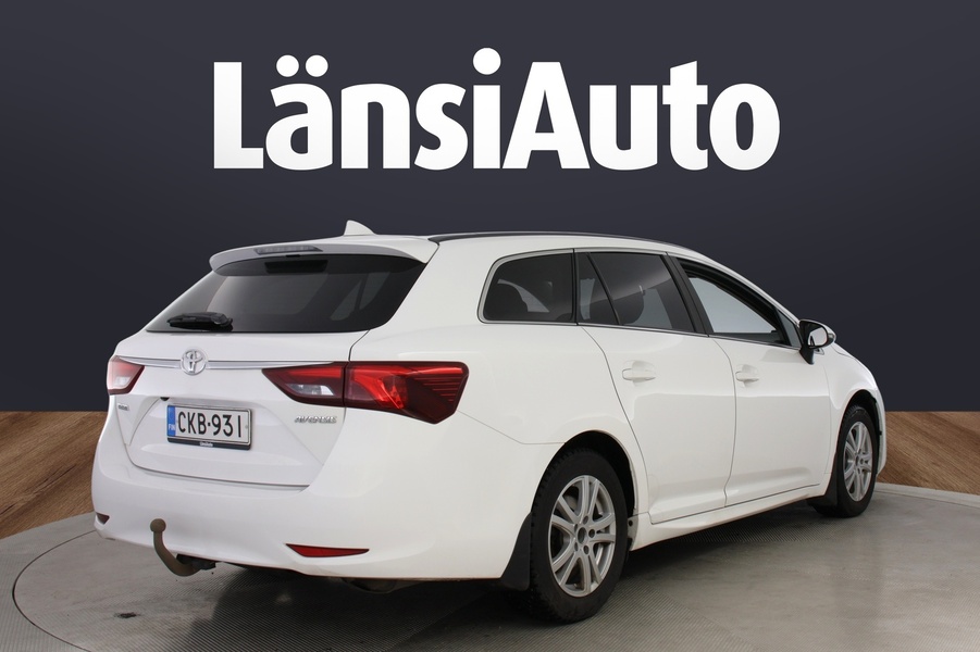 Toyota Avensis vaihtoauto