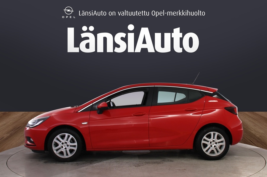 Opel Astra vaihtoauto