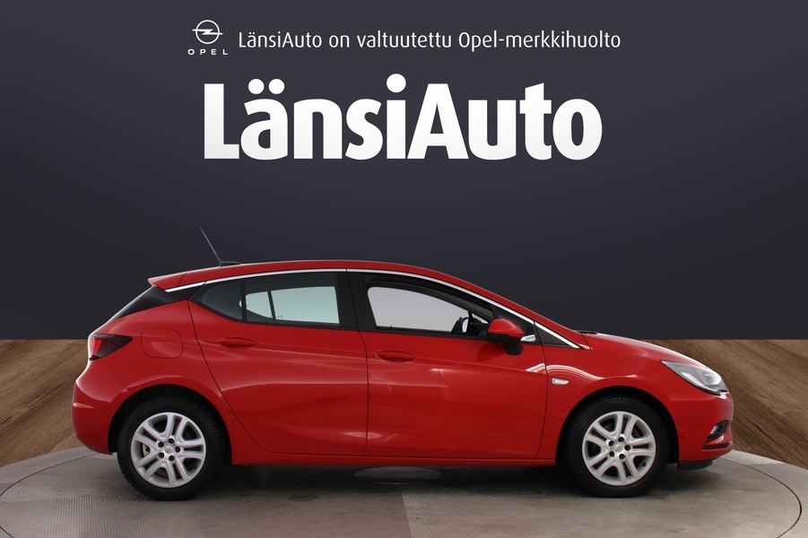 Opel Astra vaihtoauto