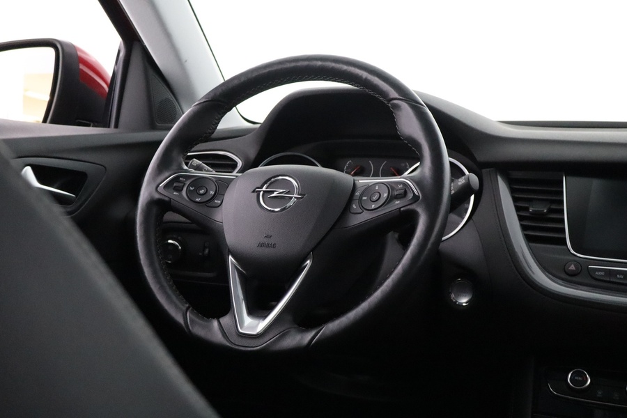 Opel Grandland X vaihtoauto