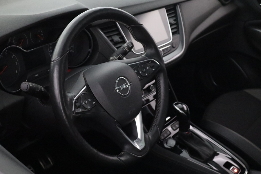 Opel Grandland X vaihtoauto