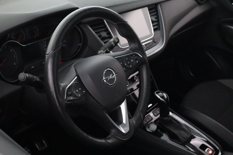Opel Grandland X vaihtoauto