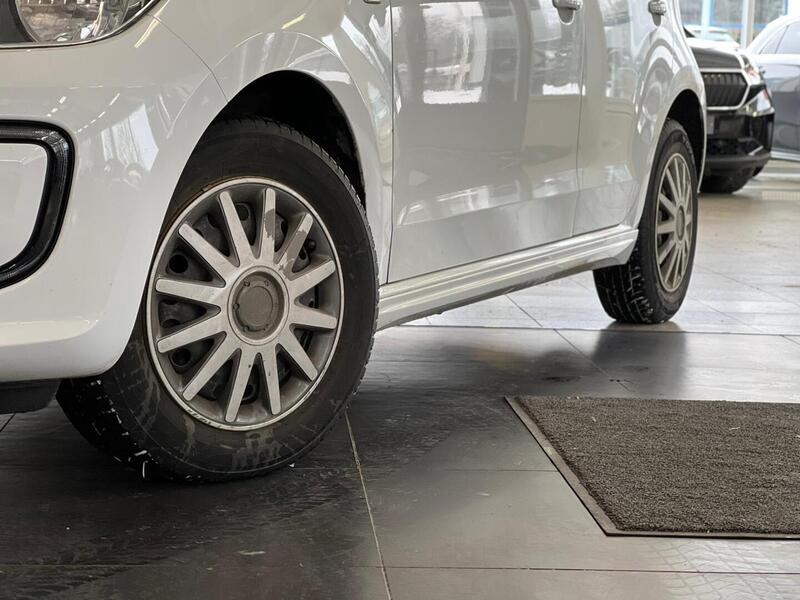 Volkswagen up! vaihtoauto