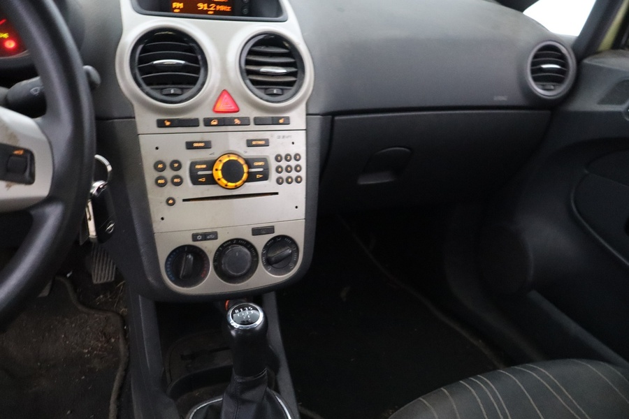 Opel Corsa vaihtoauto