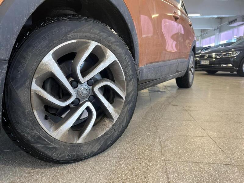 Opel Crossland X vaihtoauto