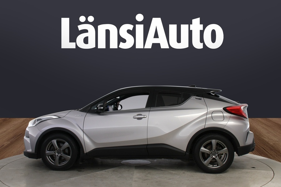 Toyota C-HR vaihtoauto