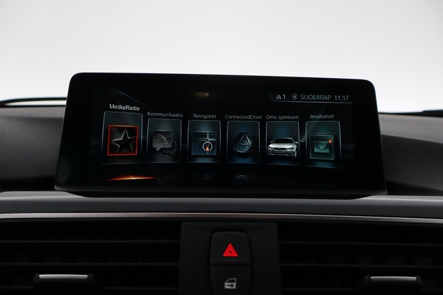 BMW 330 vaihtoauto