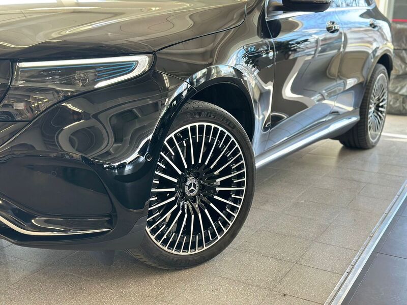 Mercedes-Benz EQC vaihtoauto