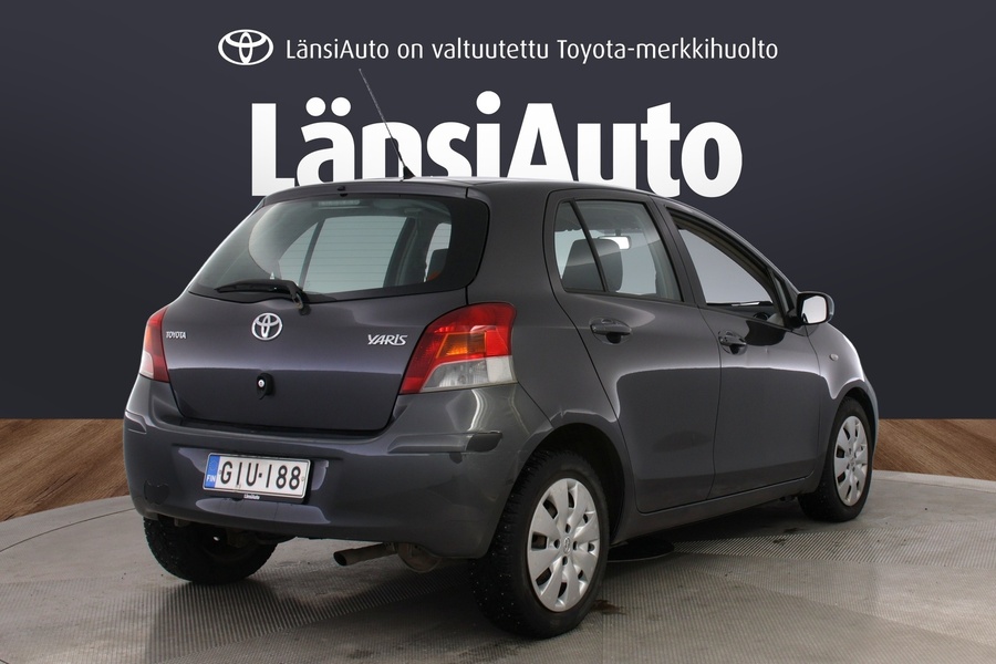 Toyota Yaris vaihtoauto