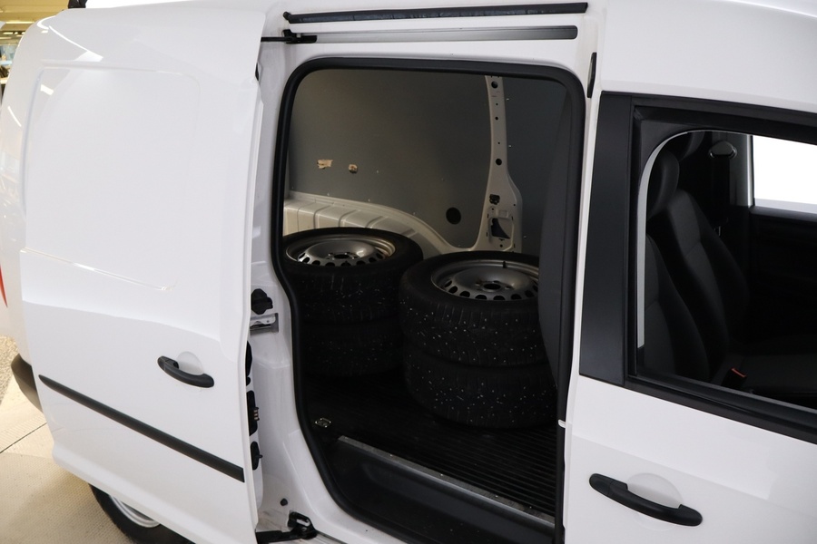 Volkswagen Caddy Maxi vaihtoauto