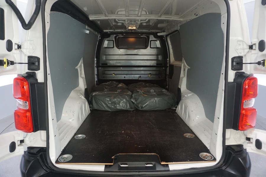 Opel Vivaro vaihtoauto