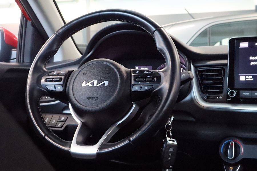 Kia Stonic vaihtoauto