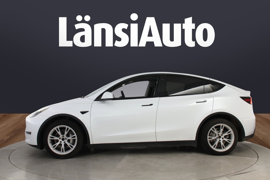 Tesla Model Y vaihtoauto