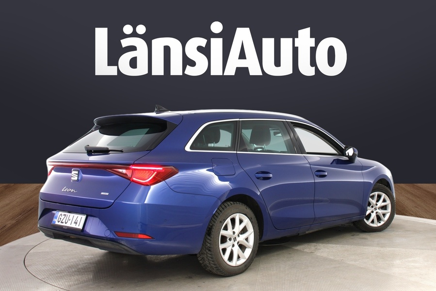 SEAT Leon Sportstourer vaihtoauto