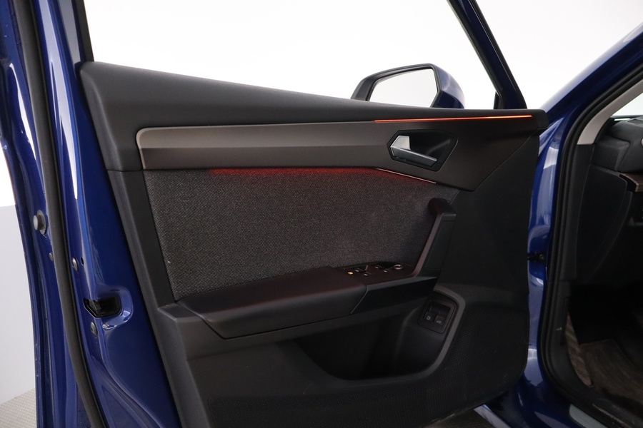 SEAT Leon Sportstourer vaihtoauto