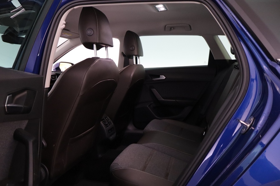 SEAT Leon Sportstourer vaihtoauto