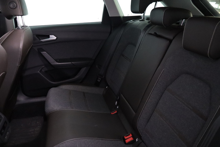 SEAT Leon Sportstourer vaihtoauto