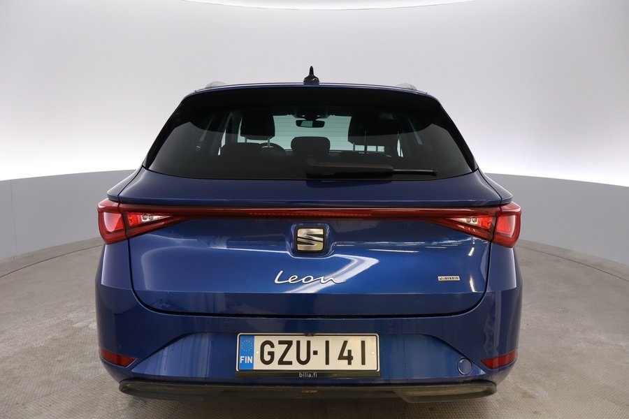 SEAT Leon Sportstourer vaihtoauto