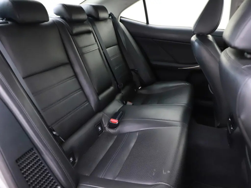 Lexus IS vaihtoauto