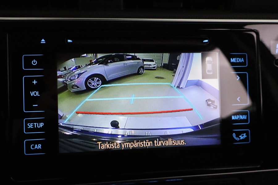 Toyota Auris vaihtoauto