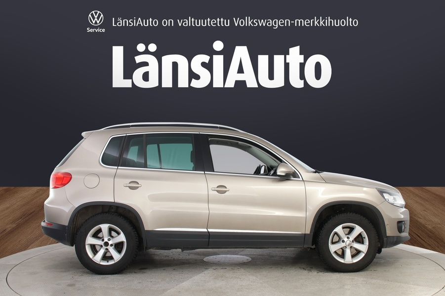 Volkswagen Tiguan vaihtoauto