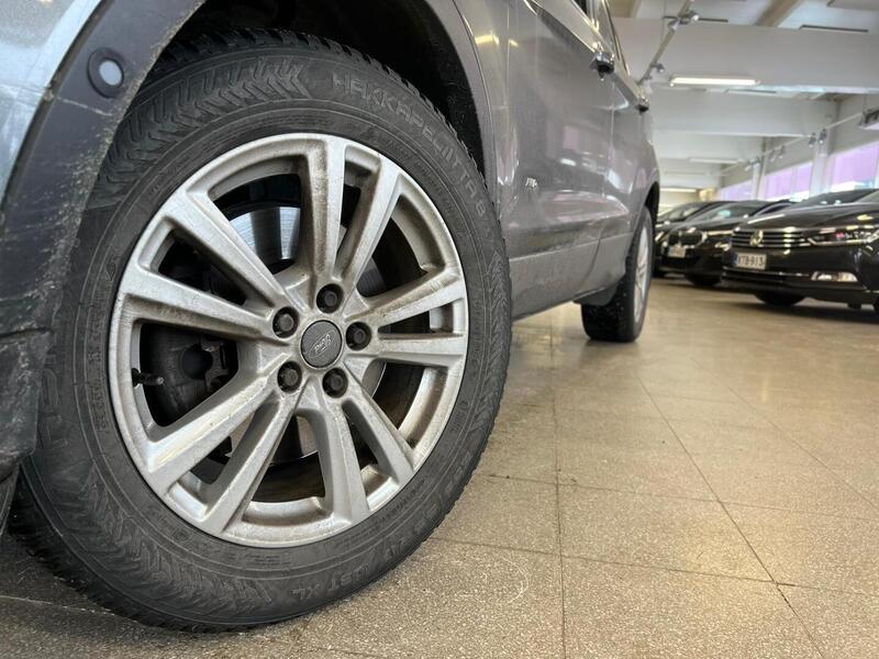 Ford Kuga vaihtoauto