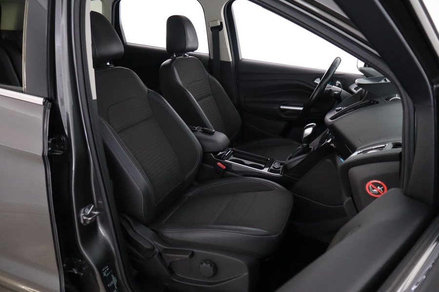 Ford Kuga vaihtoauto