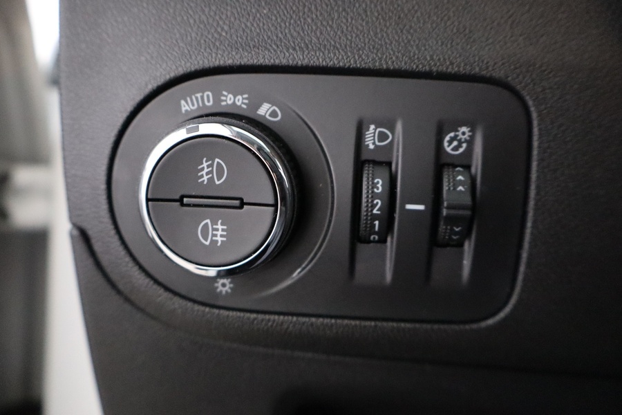 Opel Crossland X vaihtoauto