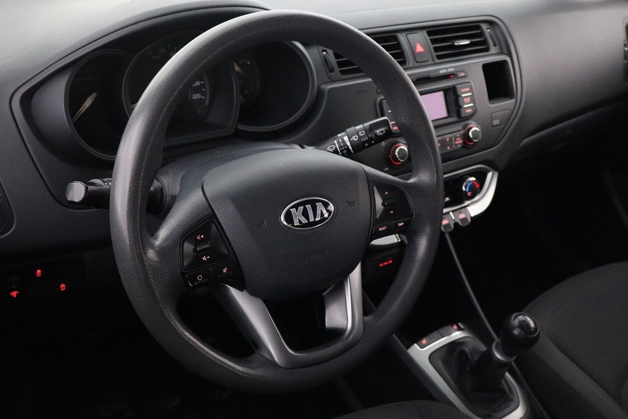Kia Rio vaihtoauto