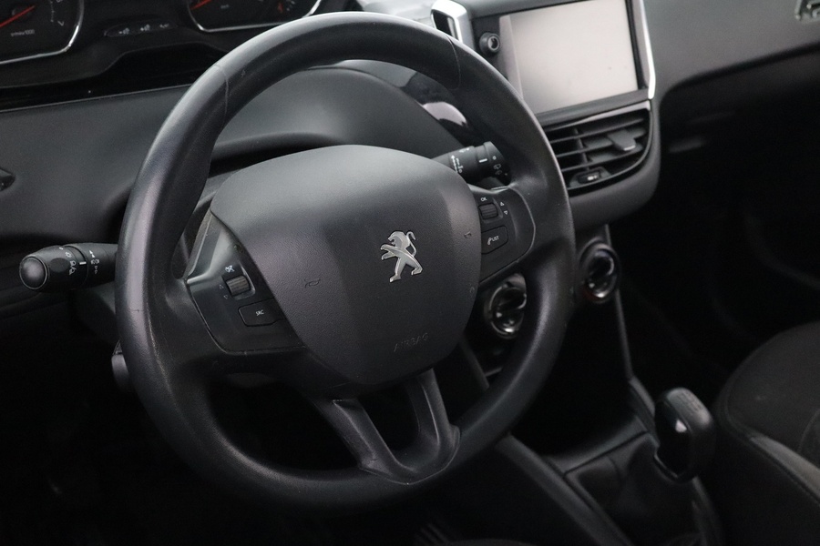 Peugeot 208 vaihtoauto