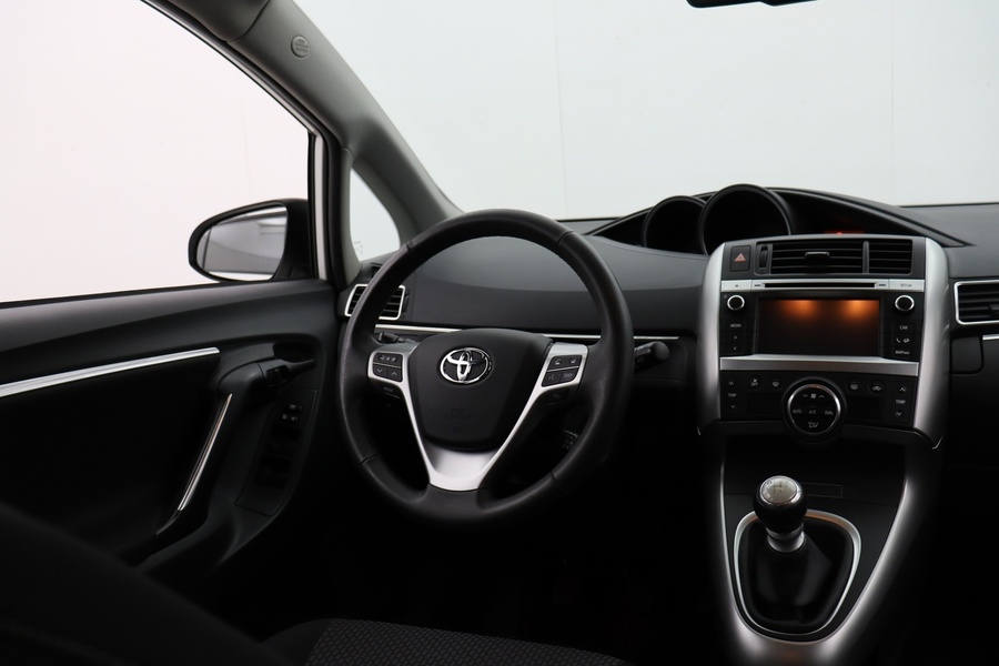 Toyota Verso vaihtoauto