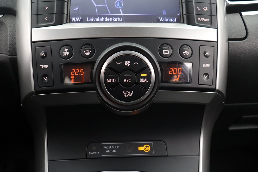 Toyota Verso vaihtoauto