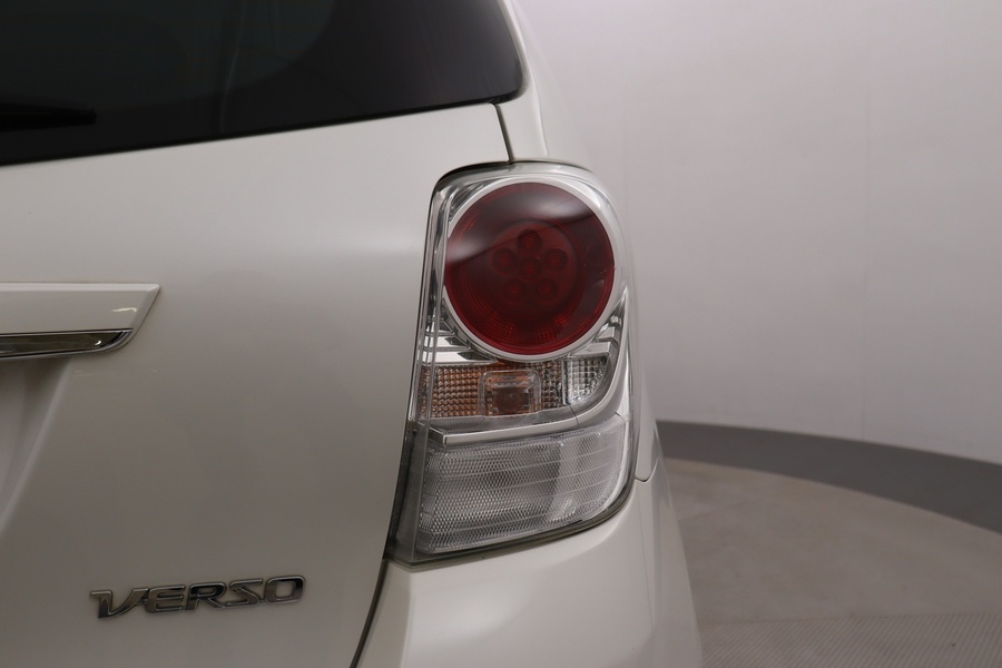 Toyota Verso vaihtoauto