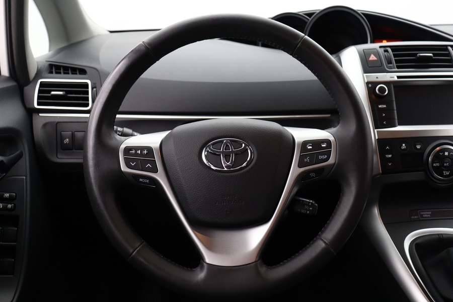 Toyota Verso vaihtoauto