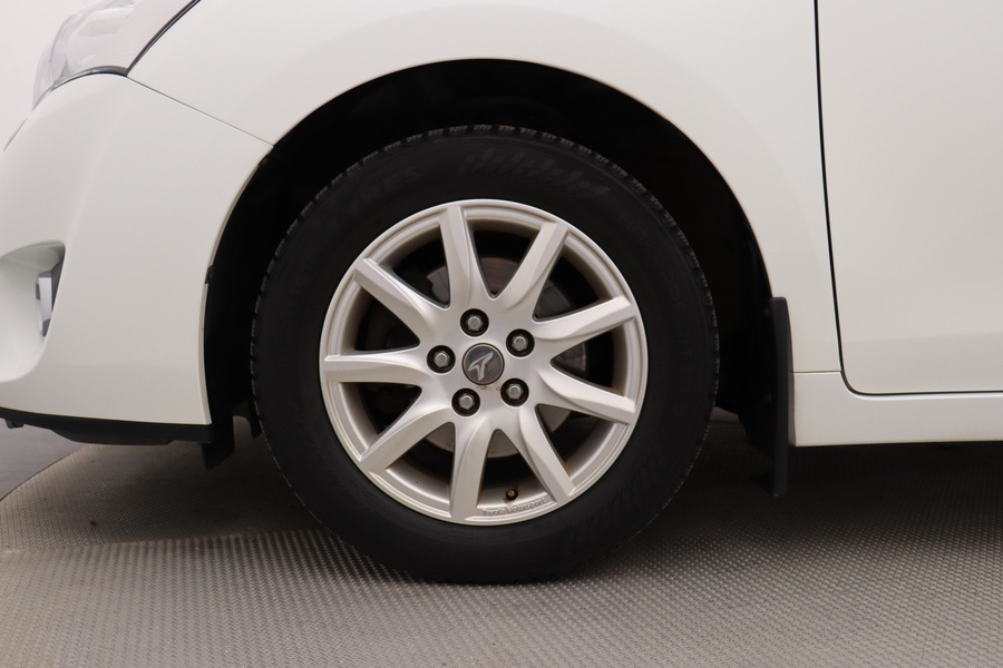 Toyota Verso vaihtoauto