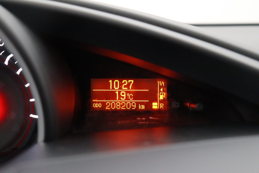 Toyota Verso vaihtoauto