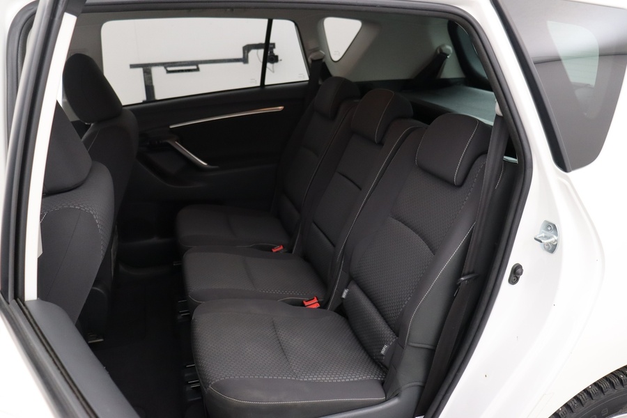 Toyota Verso vaihtoauto