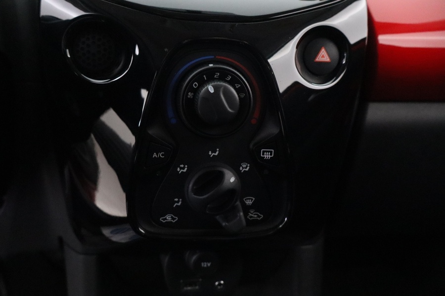 Toyota AYGO vaihtoauto