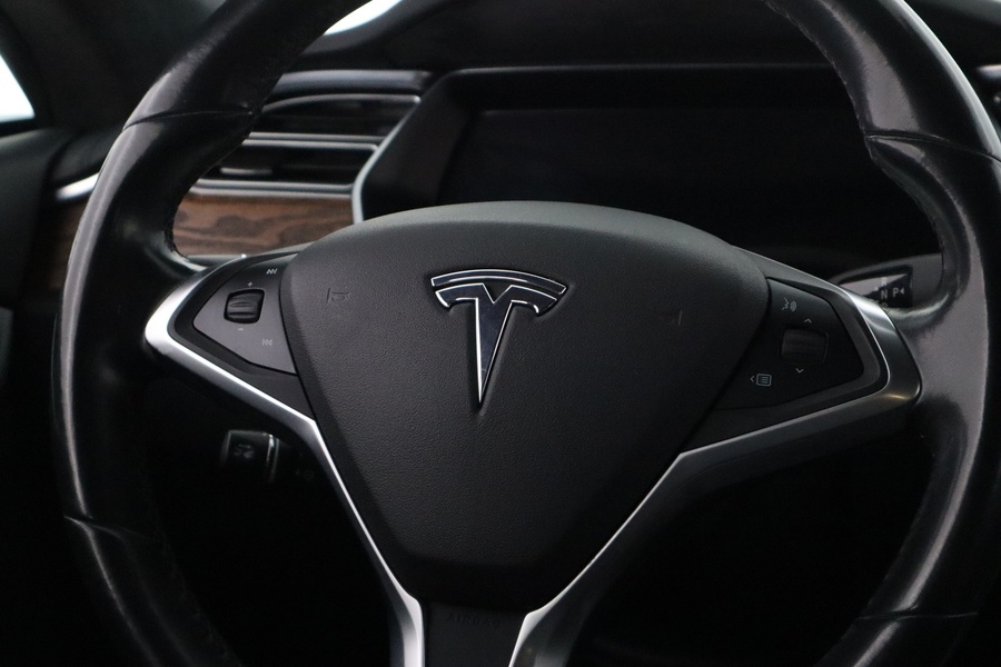 Tesla Model S vaihtoauto