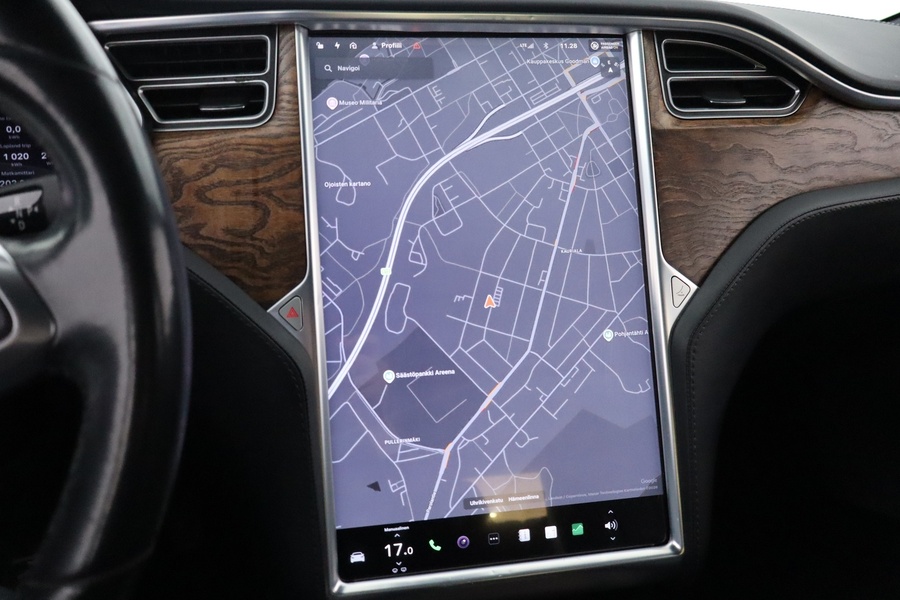 Tesla Model S vaihtoauto